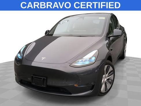 Used 2023 Tesla Model Y Long Range AWD/4WD image 1
