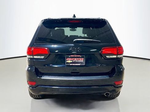Used 2019 Jeep Grand Cherokee Altitude image 8