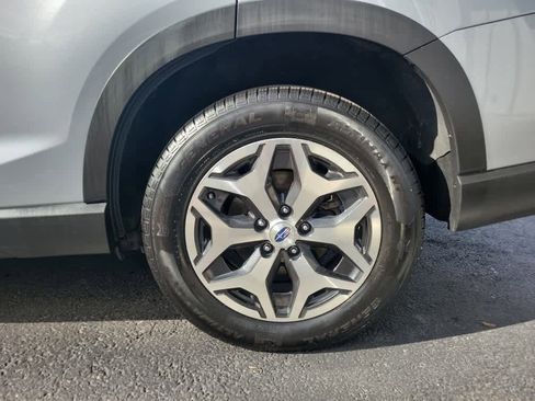 Used 2022 Subaru Forester Premium image 26