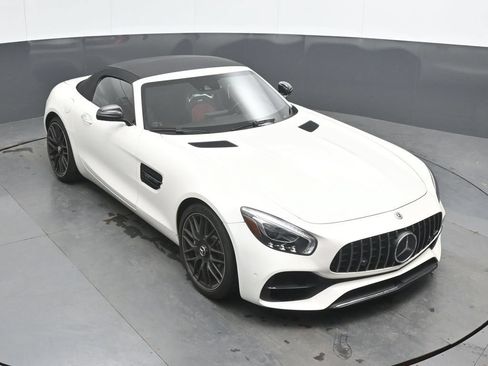 Used 2018 Mercedes-Benz AMG GT Roadster image 33