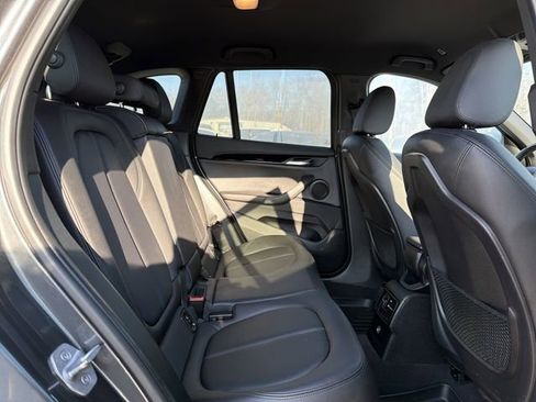 Used 2018 BMW X1 sDrive28i image 17
