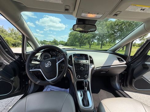 Used 2015 Buick Verano FWD image 9