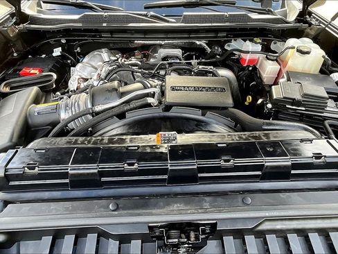 Certified 2024 Chevrolet Silverado 2500 Custom w/ Custom Value Package image 25