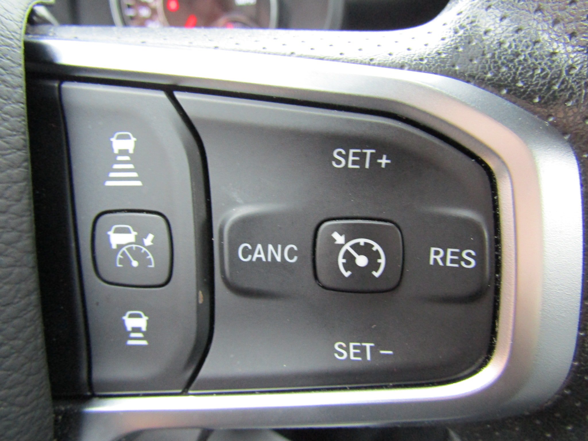 Used 2025 RAM 1500 Tradesman w/ Night Edition AWD/4WD image 30
