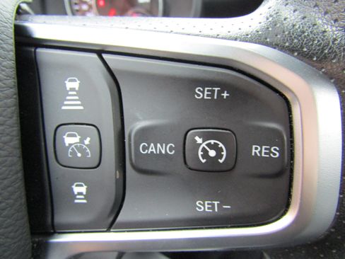 Used 2025 RAM 1500 Tradesman w/ Night Edition AWD/4WD image 30