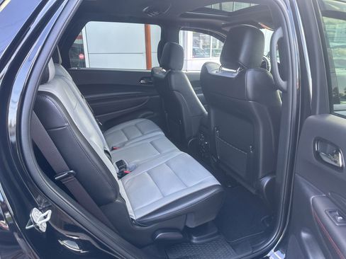 Used 2024 Dodge Durango GT AWD/4WD image 16