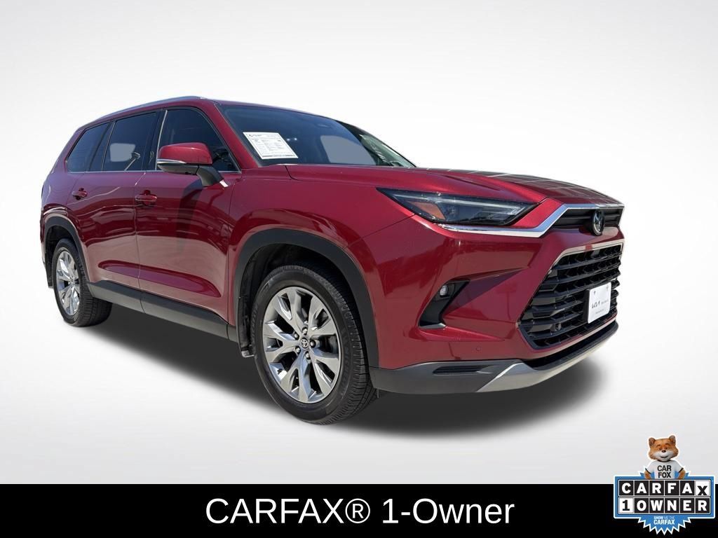 Used 2024 Toyota Grand Highlander FWD image 2