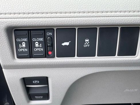 New 2026 Honda Odyssey EX-L image 24