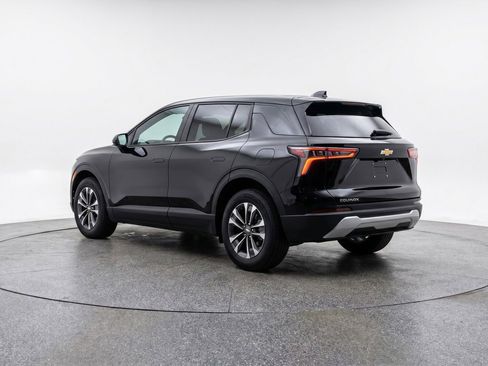 Used 2025 Chevrolet Equinox LT image 6