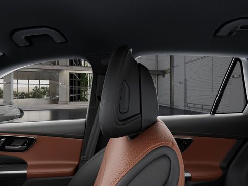 New 2025 Mercedes-Benz GLC 300 4MATIC image 45