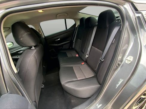 Used 2022 Nissan Sentra SV FWD image 21