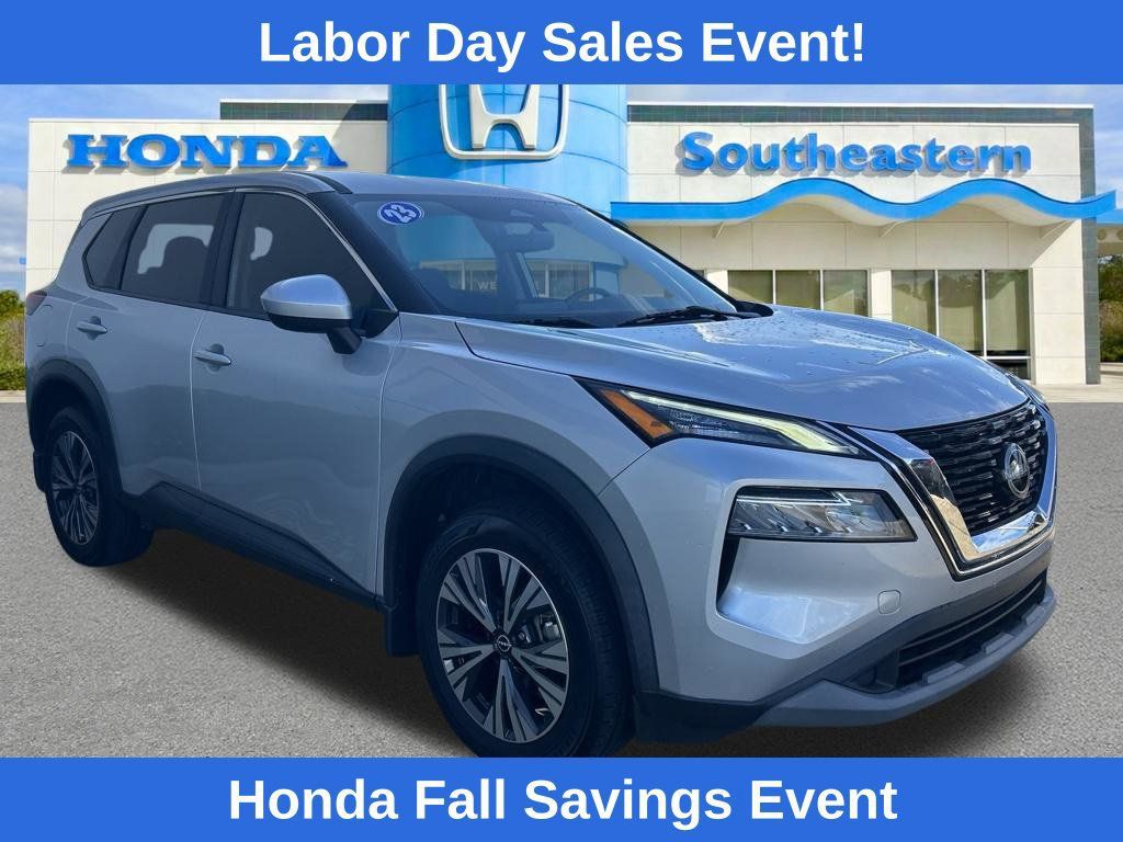 Used 2023 Nissan Rogue SV FWD image 3