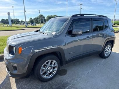 Used 2021 Jeep Renegade Latitude w/ Sun & Sound Group