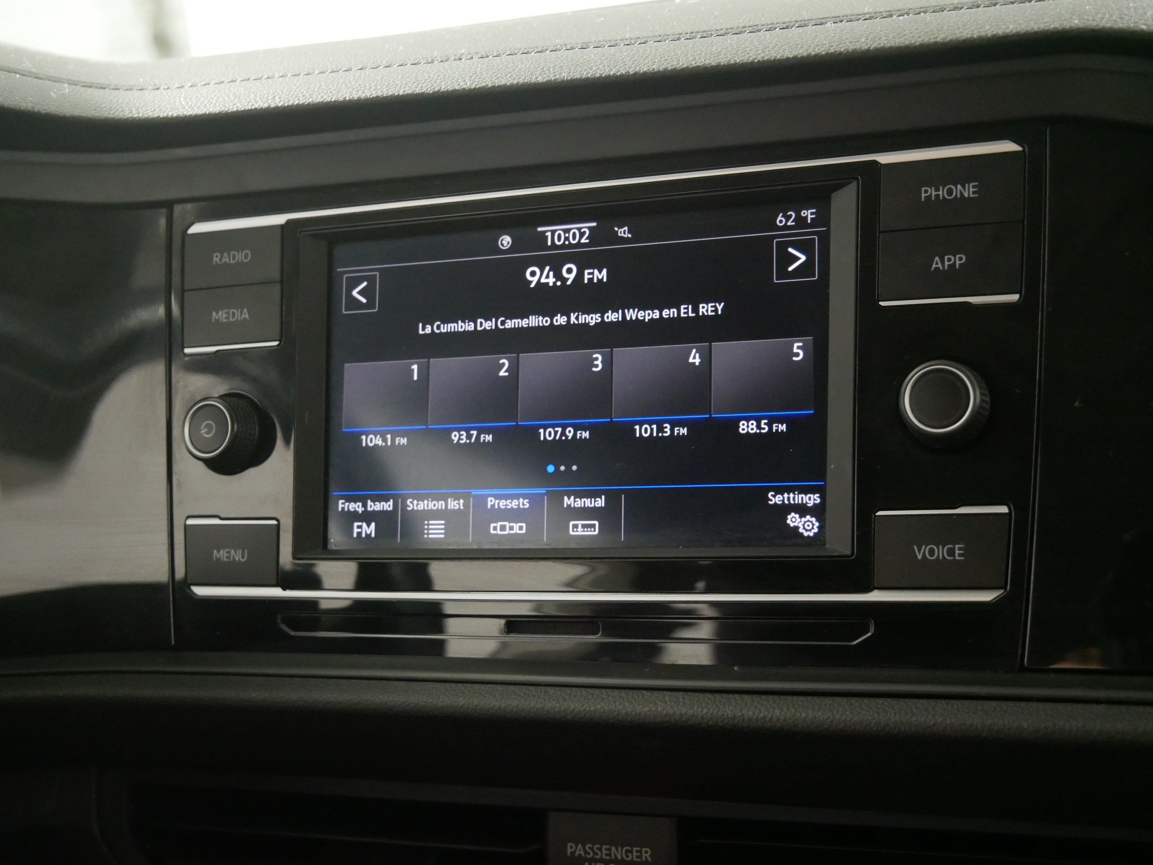 Used 2020 Volkswagen Jetta SE FWD image 22