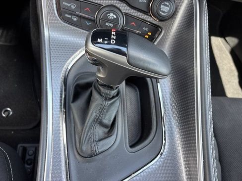Used 2019 Dodge Challenger SRT Hellcat Redeye RWD image 33