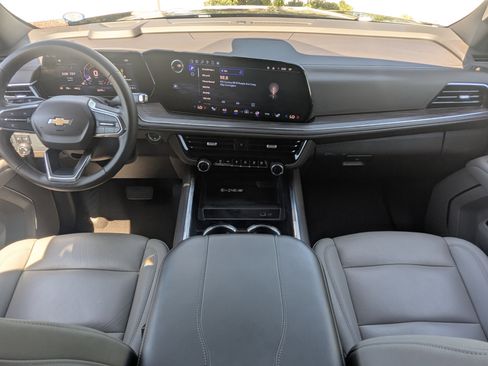 Used 2025 Chevrolet Tahoe LT image 20