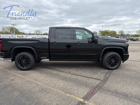 New 2026 Chevrolet Silverado 3500 High Country w/ High Country Premium Package AWD/4WD image 6