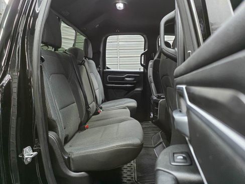 Used 2019 RAM 1500 Big Horn AWD/4WD image 19