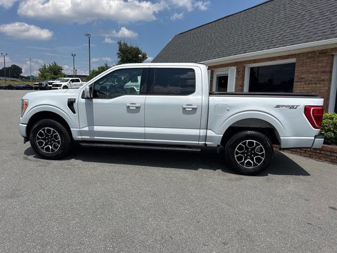 Used 2022 Ford F150 XLT w/ Equipment Group 302A High image 16