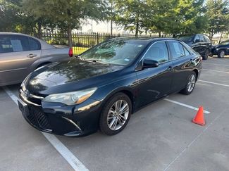 Used 2015 Toyota Camry SE FWD video 1