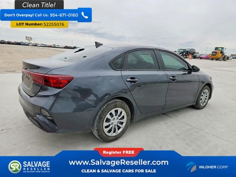 Used 2024 Kia Forte LX FWD image 4