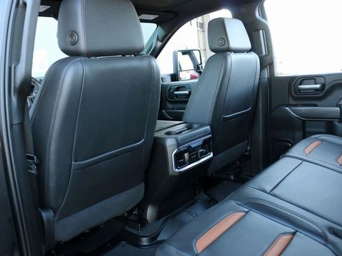 Used 2022 GMC Sierra 2500 AT4 w/ AT4 Premium Plus Package image 28