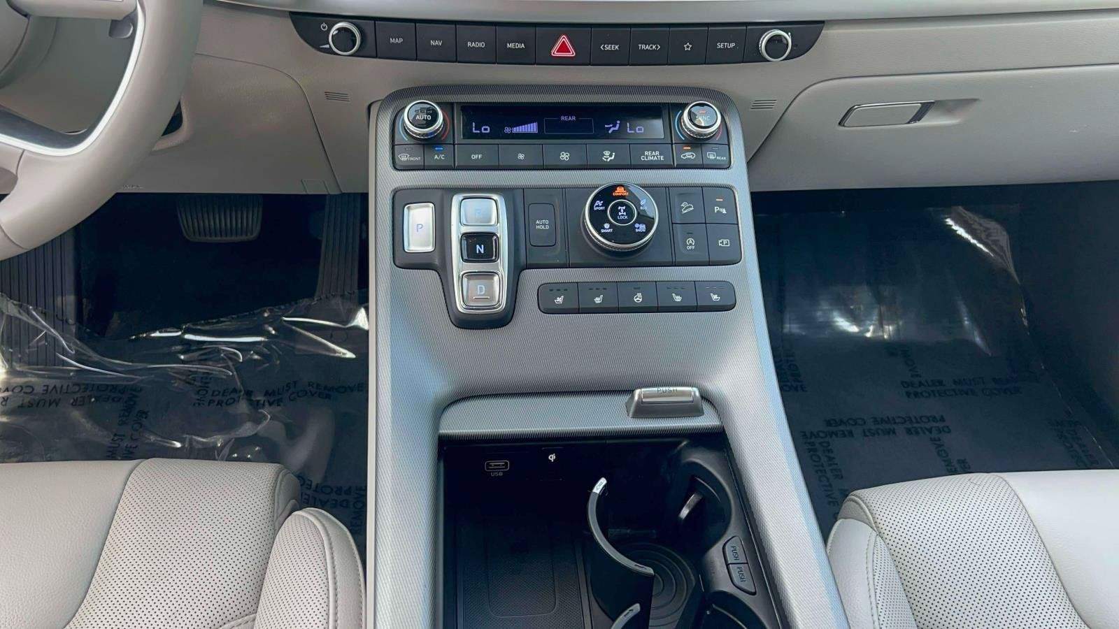 Used 2023 Hyundai Palisade Limited AWD/4WD image 22
