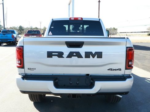 New 2026 RAM 2500 Tradesman AWD/4WD image 7