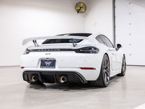 Used 2021 Porsche 718 Cayman GT4 image 4