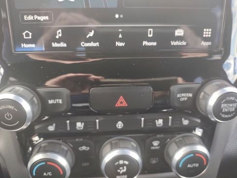 Used 2023 RAM 1500 Laramie image 36