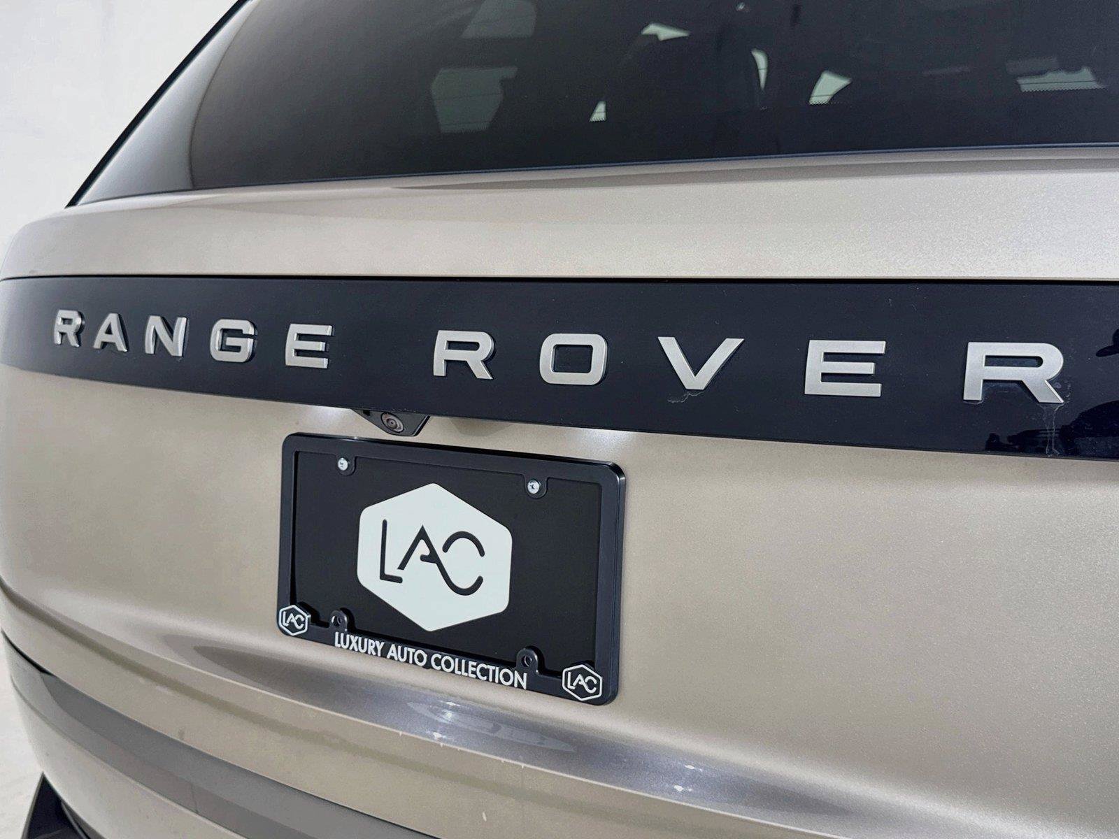 Used 2024 Land Rover Range Rover SE AWD/4WD image 32