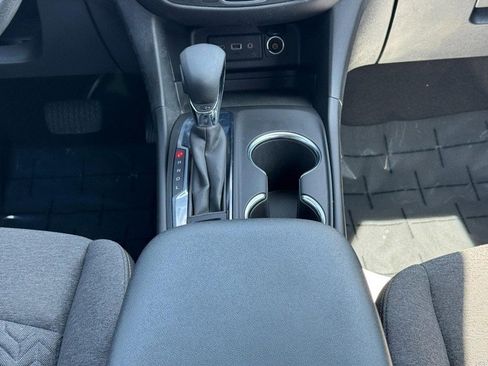 Used 2022 Chevrolet Equinox LT FWD image 14