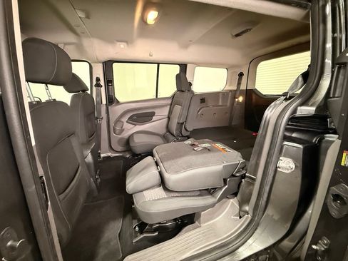 Used 2019 Ford Transit Connect XLT w/ Trailer Tow Package FWD image 18