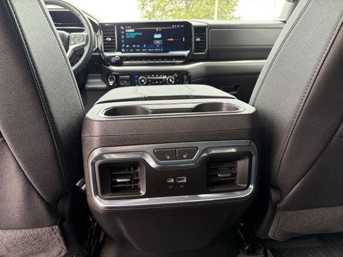 Used 2023 Chevrolet Silverado 1500 LTZ AWD/4WD image 20