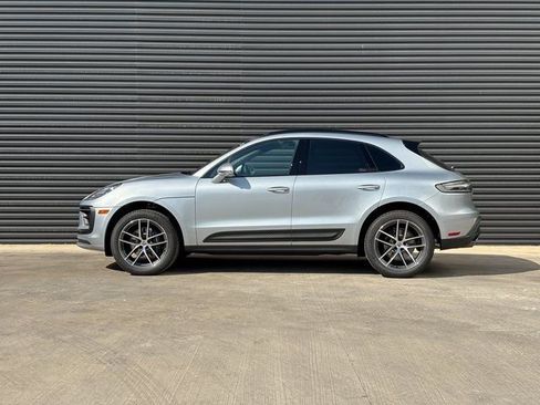 Certified 2026 Porsche Macan image 2