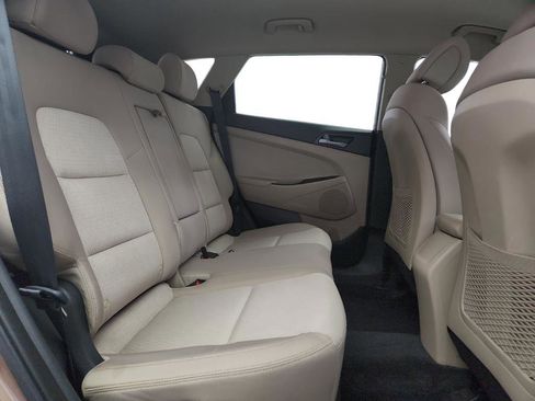 Used 2016 Hyundai Tucson SE w/ Option Group 02 image 24