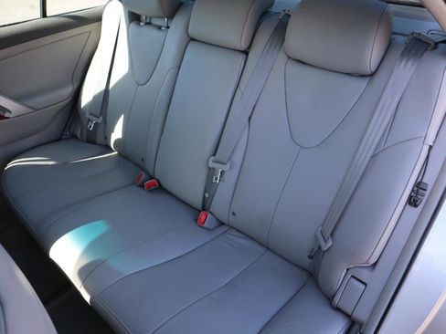 Used 2009 Toyota Camry XLE FWD image 17