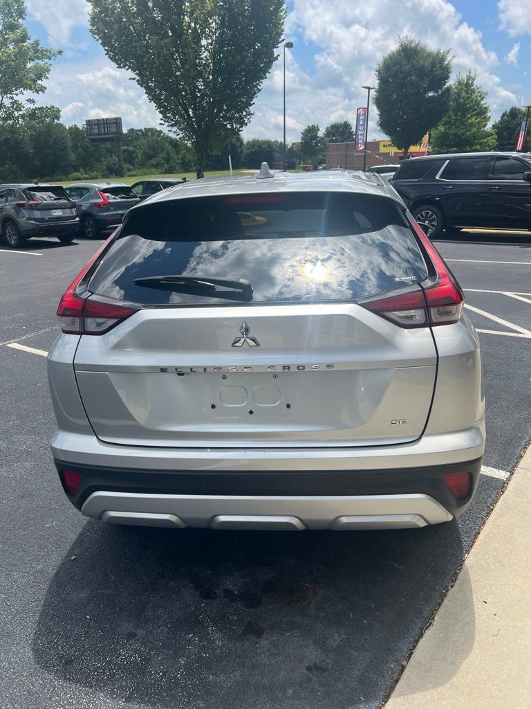 Used 2024 Mitsubishi Eclipse Cross AWD image 7
