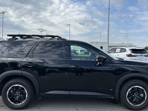 Used 2024 Nissan Pathfinder Rock Creek AWD/4WD image 11
