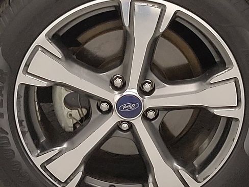 Used 2017 Ford Escape SE w/ Equipment Group 201A FWD image 31