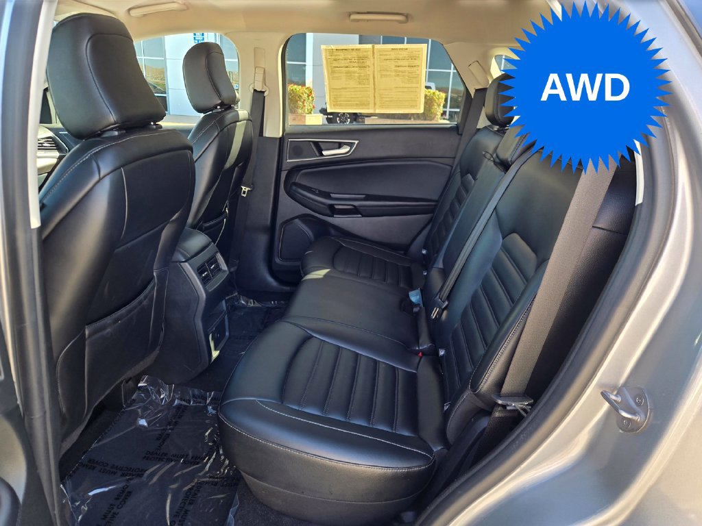 Used 2023 Ford Edge SEL AWD/4WD image 10