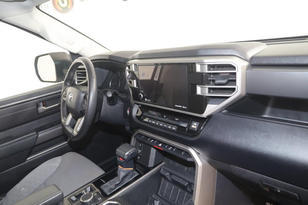 Used 2024 Toyota Tundra SR5 w/ TRD Off-Road Package AWD/4WD image 32