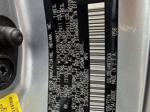 Used 2012 Toyota Sienna LE FWD image 18