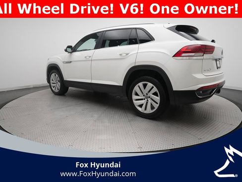 Used 2022 Volkswagen Atlas Cross Sport SE image 13