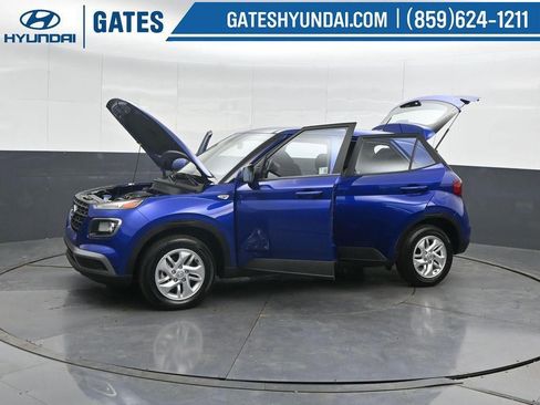 New 2025 Hyundai Venue SE FWD image 49
