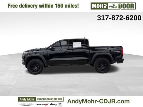 Used 2024 Chevrolet Colorado Trail Boss w/ Technology Package image 4