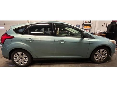 Used 2012 Ford Focus SE image 6