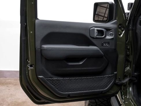 Used 2024 Jeep Wrangler Unlimited Rubicon 392 AWD/4WD image 87