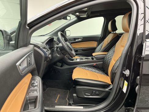 Certified 2024 Ford Edge Titanium w/ Titanium Elite Package AWD/4WD image 3