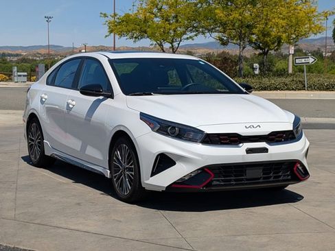 Used 2024 Kia Forte GT-Line w/ GT-Line Premium Package image 3